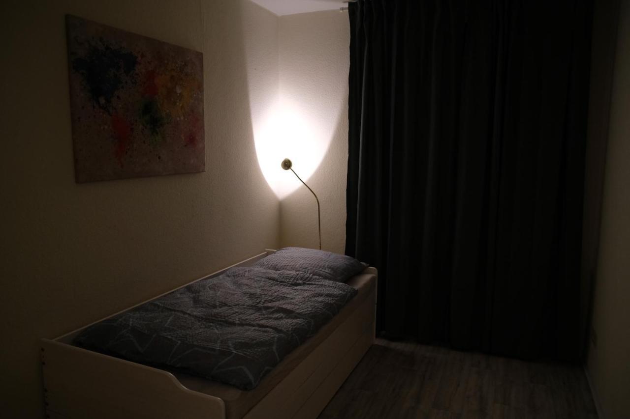 Ruhiges Haus Mit Privatem Garten Halstenbek Esterno foto